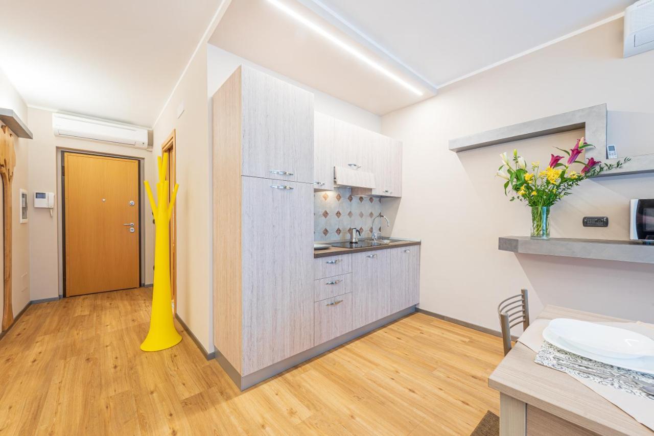Room 176, Alba Town Kültér fotó